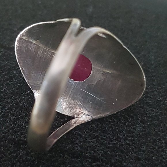 Ruby, 925 Sterling Silver ring , size 7 - Picture 10 of 11